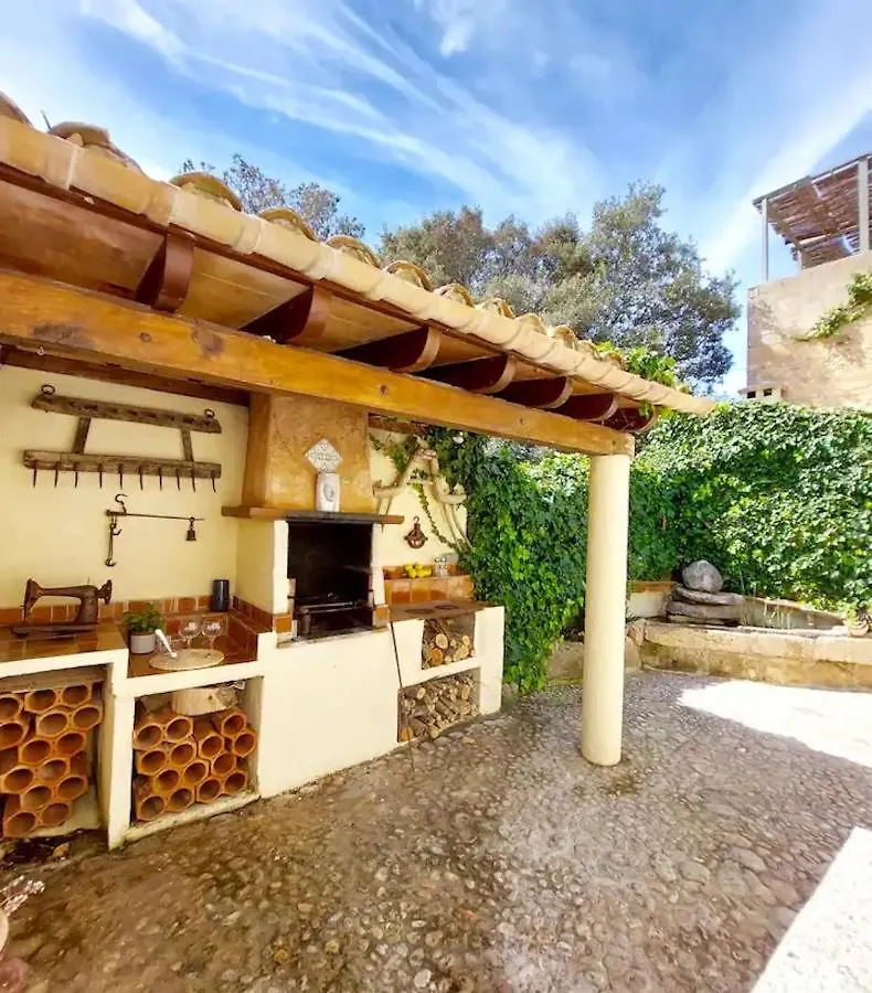 Can Bennassar Cala San Vicente